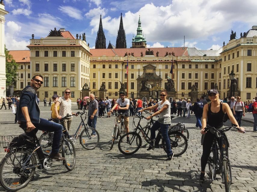 Prague: Stunning Viewpoints, Castle, City & Park E-Bike Tour - Letná Park Viewpoints: Where the City Opens Up