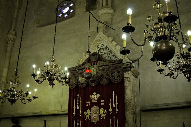 Prague: Synagogues and Jewish Quarter Private Walking Tour - Hotel pickup to the Jewish Quarter: a calm, efficient start