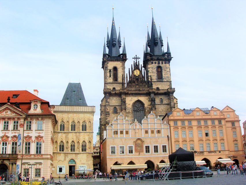 Prague: Tailored Sightseeing Tour in French - Medieval Prague Highlights: The Sights the Guide Prioritizes