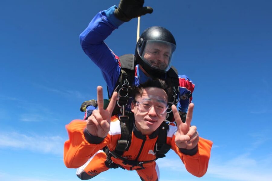 Prague: Tandem Skydiving 14,000ft over Prague with Transfers - Jump at Altitude: One Minute of Free Fall to 200 kph