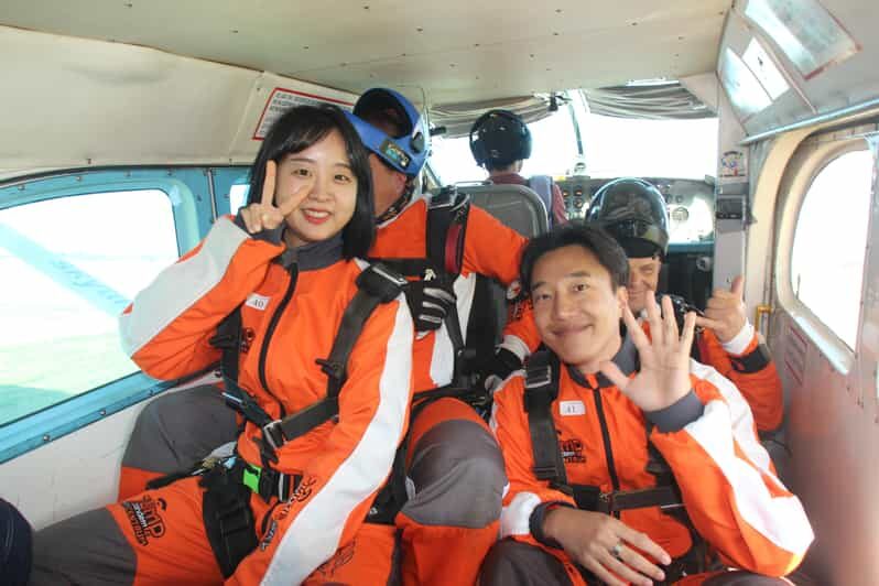 Prague: Tandem Skydiving 14,000ft over Prague with Transfers - The 3-Hour Rhythm: Suit-Up, Briefing, and Airport Time