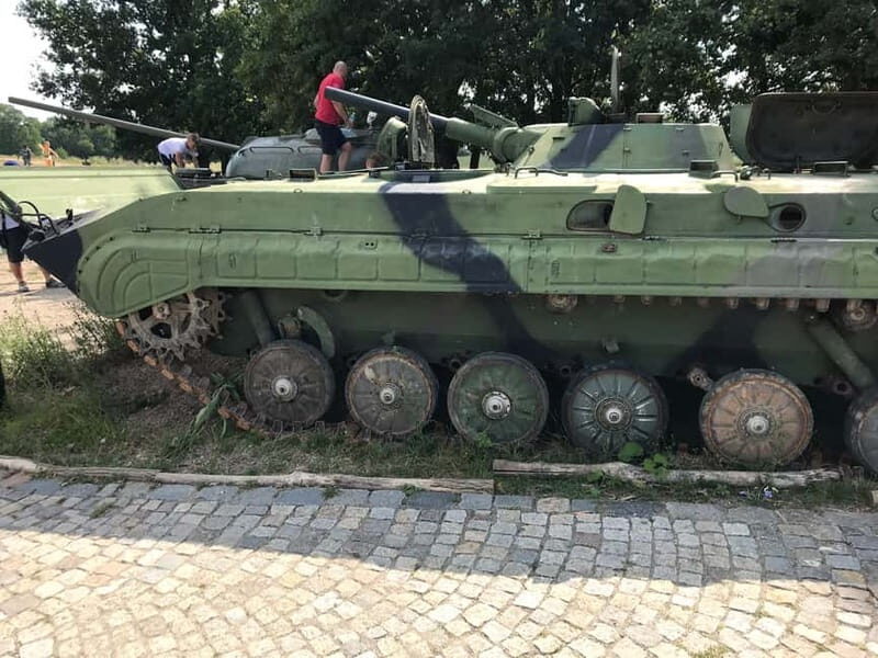 Prague: Tank Ride Experience - Key things you’ll notice right away