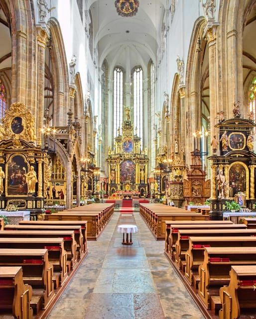 Prague: Tyn Church Classical Music Concert - The 70-minute program: how the music moves (and why it works)