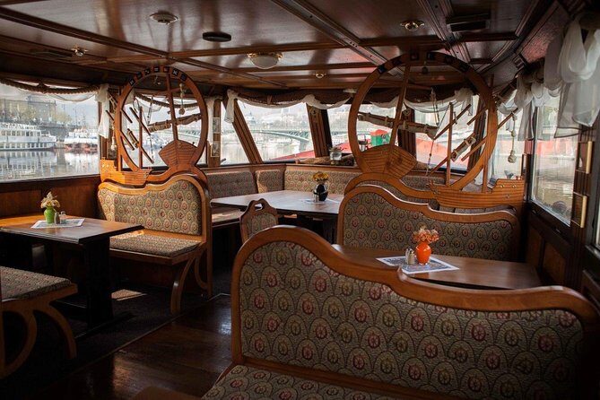 Prague Vltava River Lunch Cruise - Price and Logistics: Getting to the Boat Without Losing Your Mind
