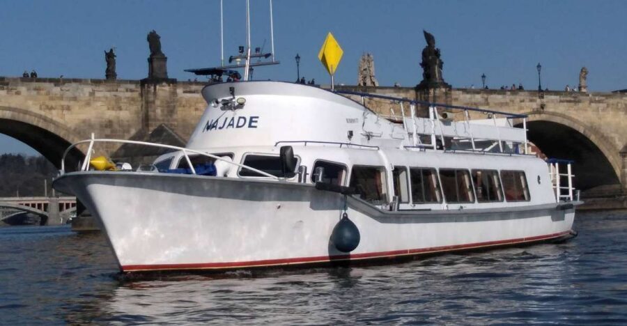 Prague: Vltava River Private Boat Party with Drinks - The sights you actually care about: Prague Castle, Charles Bridge, National Theatre