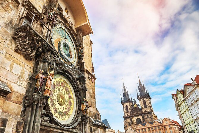 Prague Walking Tour 2,5h (Old Town, Jewish Quarter and Charles bridge) - Meeting on Na Příkopě 957/23 (and Getting Ready to Walk)
