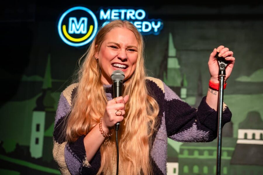 Prague: Wednesday Stand-Up Comedy in English - What Happens During the 90 Minutes (and Why the Flow Matters)