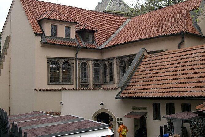Prague's Jewish Quarter: A Self-Guided Audio Tour - Pinkas Synagogue: A History Stop You See Up Close