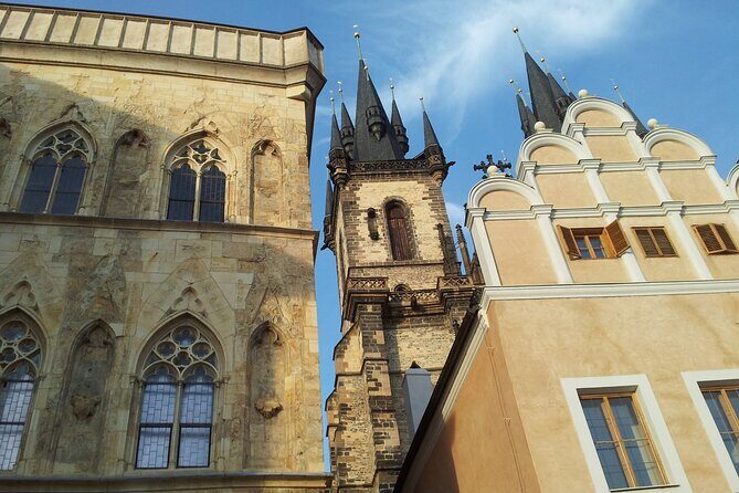 Prague´s Old Town, Jewish Quarter and Charles Bridge Private Tour - Old Town Square and the Astronomical Clock’s hourly show