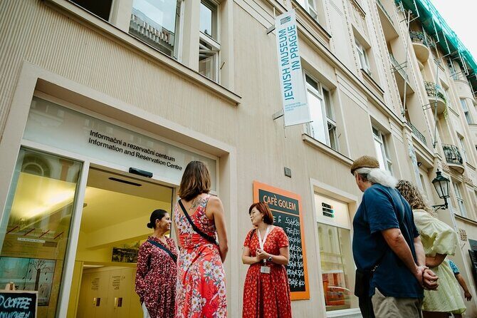 PRIVATE: 3h Stories of Prague Jewish Quarter Tour, drink included - Old Jewish Cemetery: Umberto Eco’s Prague Cemetery comes to life