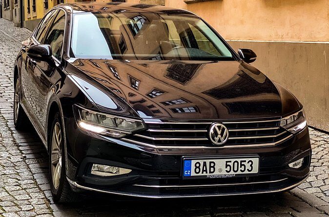 Private ARRIVAL Transfer by LIMOUSINE 3+1pax - Keeping Expectations Real: The One Main Risk to Watch