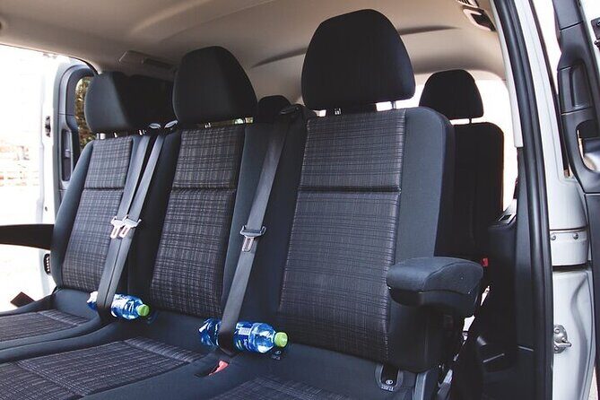 Private ARRIVAL Transfer by MINIVAN Mercedes Vito 8+1pax - A Mercedes Vito That Handles the First Big Logistical Headache