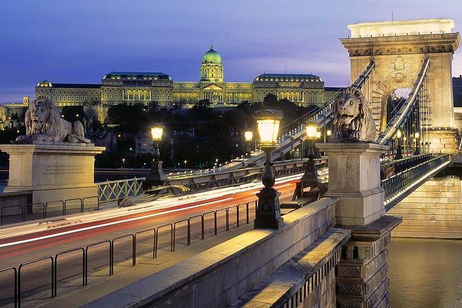Private Car Transfer from Prague to Budapest with 2 Hour Stop - The 2-hour sightseeing stop: how to choose well