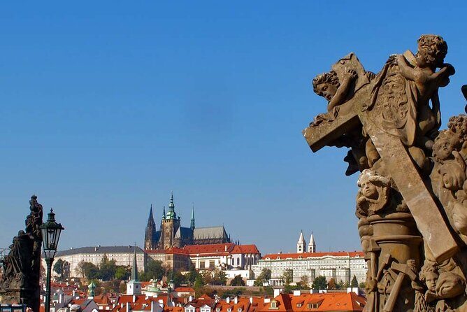 Private Custom Tour: Half-Day Tour of Prague Castle and Old Town - Old Royal Palace (20 minutes, included): a detail about riding horses