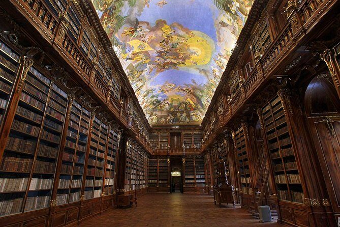 Private Custom Tour of Strahov Library and Prague - From the library to Prague Castle: how to use the optional interiors