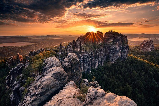Private Day Tour for Big Groups - Best of 2 Countries: Bohemian Switzerland NP - Bohemian and Saxon Switzerland in one long day: the real payoff