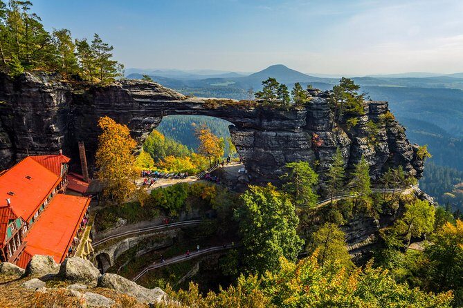 Private Day Tour for Big Groups - Best of 2 Countries: Bohemian Switzerland NP - Pravčická Gate: the sandstone arch that looks unreal
