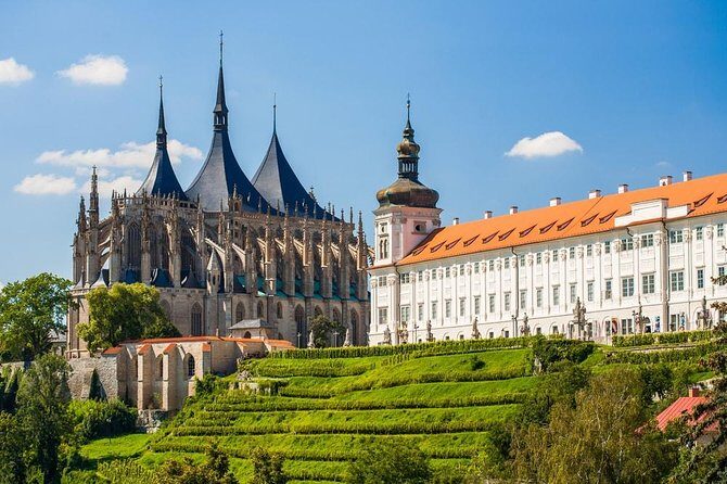 Private Day Trip to Kutna Hora From Prague by car - Prague pickup to Kutná Hora: the rhythm of a 6-hour day