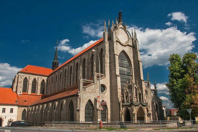 Private Day Trip to Kutna Hora From Prague by car - Hradek: the 14th-century fort vibe and the Czech Museum of Silver