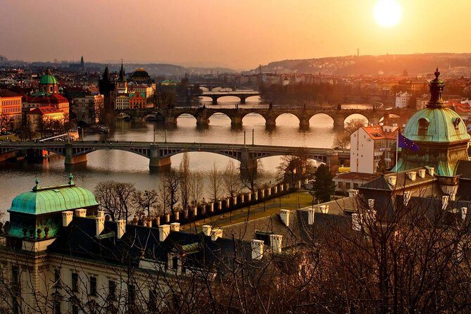 Private Departure Transfer: Prague Airport - The ride itself: comfort, English help, and what you’ll get in the car