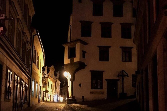 Private evening tour Cesky Krumlov Old Town and Castle area - Church of St. Vitus: Gothic architecture meets baroque furniture
