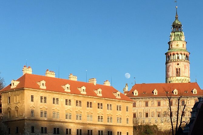 Private evening tour Cesky Krumlov Old Town and Castle area - Historic Center walk: quiet Old Town after the crowds leave