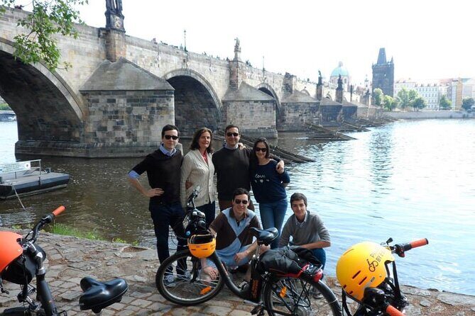 Private Guided Alternative Historical Electric Bike Tour - Meeting point reality: Besední and returning back