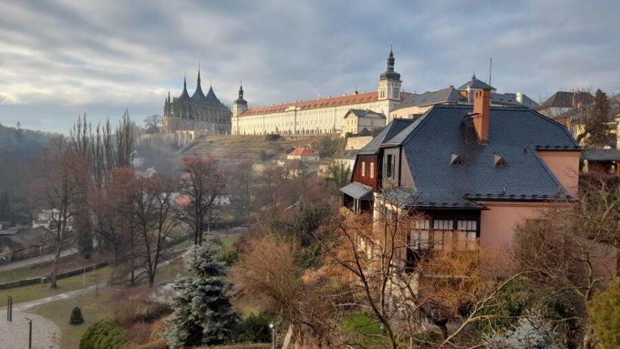 Private Guided Tour from Prague to UNESCO Kutna Hora - Prague to Kutná Hora: the simple way to do a UNESCO day