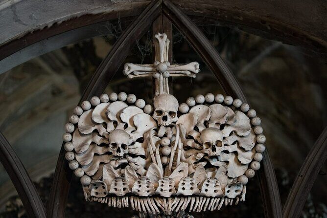 Private Half Day Trip from Prague to Bone Church - Prague Pickup (9:00–10:00) and How to Use the Early Start