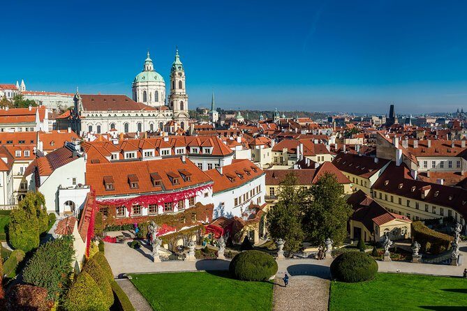 Private Lesser Town tour - Historical Treasure Hunt - Group Sizes, Racing, and the Team-Building Factor