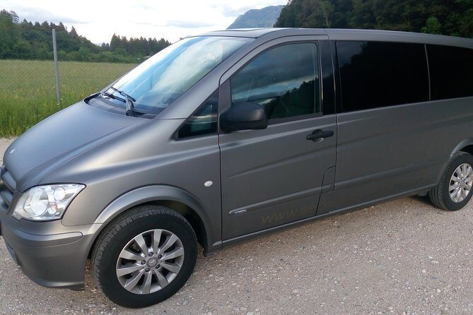 Private one way transfer from Cesky Krumlov to Vienna - The Vehicle: Comfort, Air-Conditioning, and Real Space for Luggage