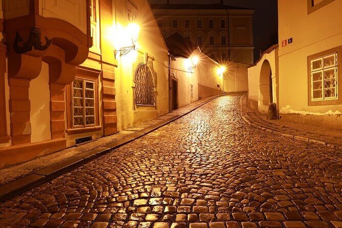 Private Photography Tour of Prague by Night - Value for $77: What You’re Really Paying For