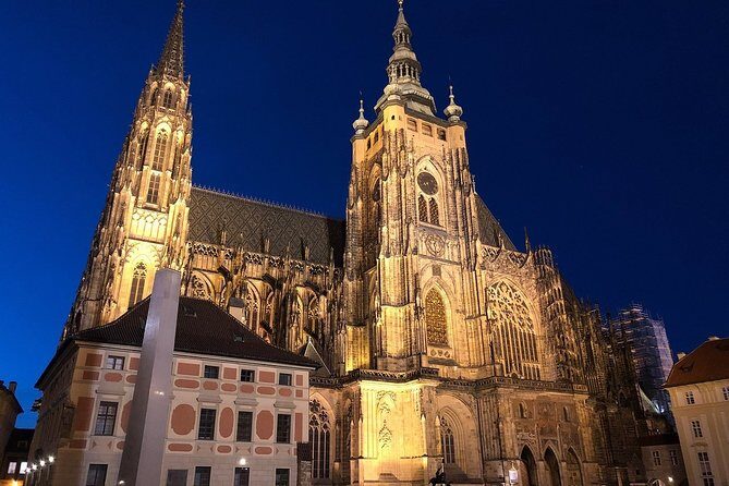 Private Photography Tour of Prague by Night - Beginners and Pros: Why the Same Tour Works for Both