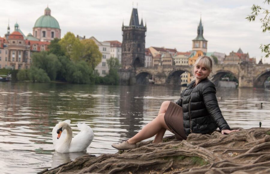Private photoshoot in Prague - Real Emotions and Clear Backgrounds: The Photography Philosophy