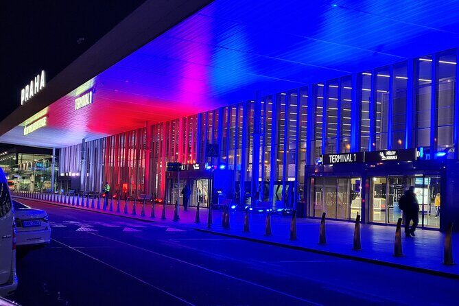 Private Prague Airport Departure Transfer - From Prague City Centre to the Airport: The Simple Flow