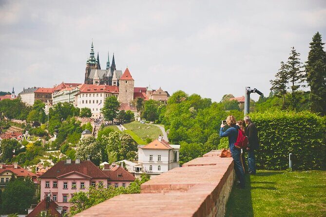 PRIVATE: Prague Castle for the Curious – Kings, Legends & Gardens - The calmer entry: using a lesser-known start point
