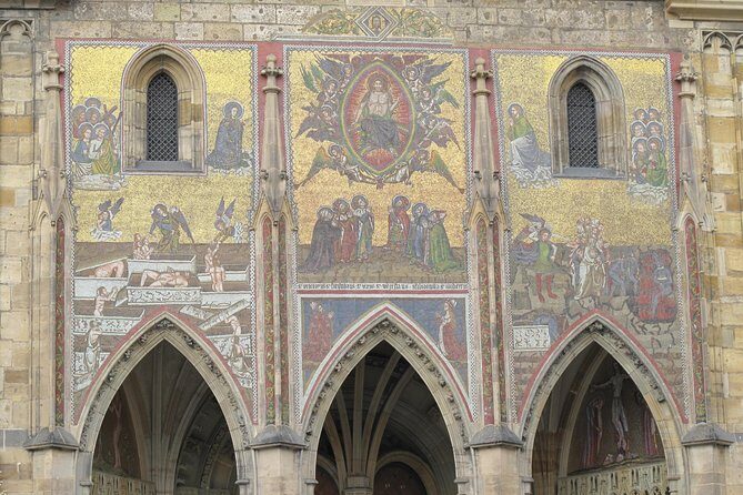 Private Prague Castle Tour with a Czech Guide, meet up at hotel - The real value: private pacing, smoother time, and fewer stalls
