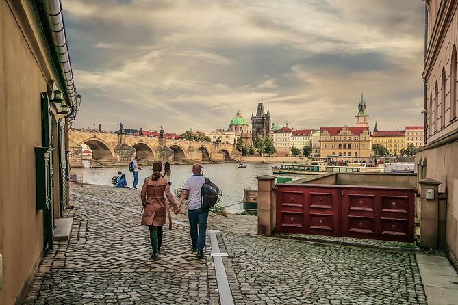 Private Prague walking tour & Karlstejn castle trip from Prague - The Prague Jewish Town stops: exteriors that still tell a story