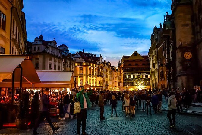 Private Sightseeing in Prague By Night - Vyšehrad: panoramic views with a quieter feel