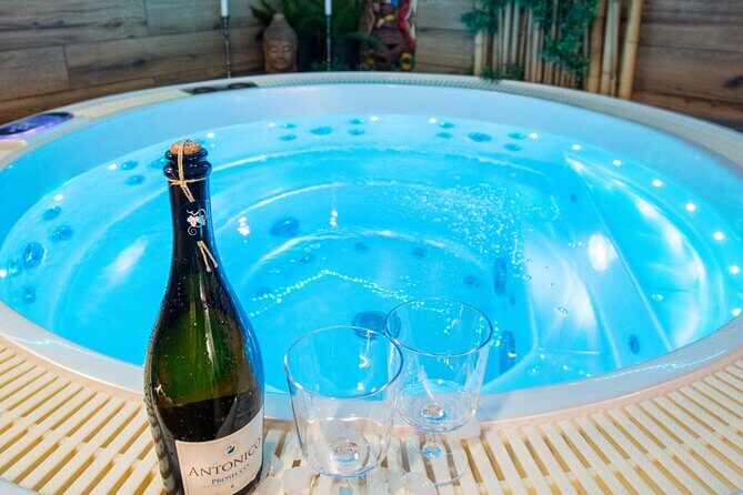 Private Spa with Jacuzzi and Sauna - BLACK ZONE - Saunas in the BLACK ZONE: Two Rooms, One Smart Routine