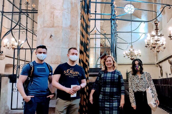 Private Stories of Jewish Prague Walking Tour - Spanish Synagogue and the Klausen Synagogue: styles that track changes in community