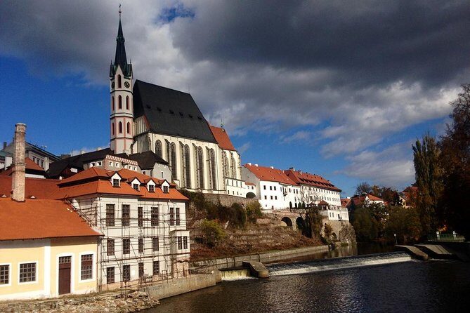Private Tour: Cesky Krumlov Day Trip from Prague - The guiding style that makes the day feel effortless