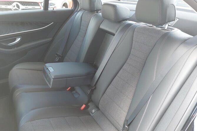 Private Transfer from Prague Airport to Prague City Hotels 1 - 3 pax - Price and Value: $45.96 Per Group for Up to 3