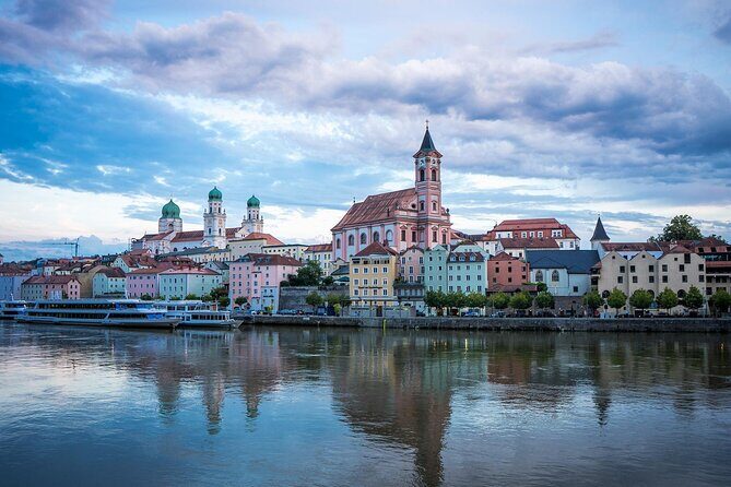 Private transfer from Prague to Passau, 2h of Sightseeing stop - Key Highlights for a Prague to Passau Private Transfer