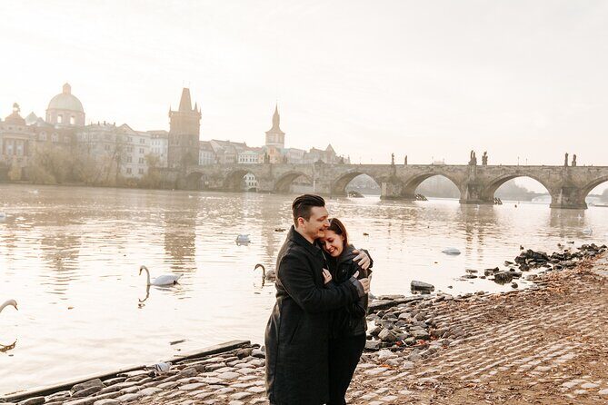 Private Vacation Photography Session with Local Photographer in Prague - Getting the photos: quantity, quality, and delivery speed