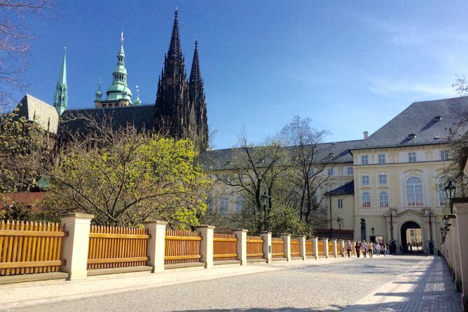 Private Walking Tour in Prague: Prague Castle Exterior with Little Quarter and Old Town with Jewish Quarter - Price and logistics: what you’re paying for (and when it’s best value)