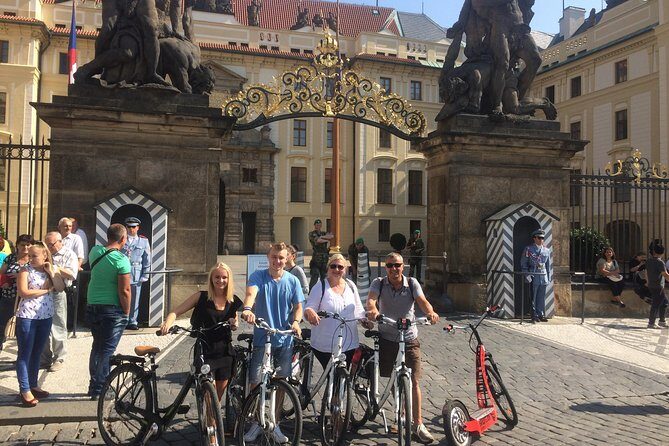 Radtour durch Prag auf Deutsch - Meeting point in Nové Město: start easy, end where you began