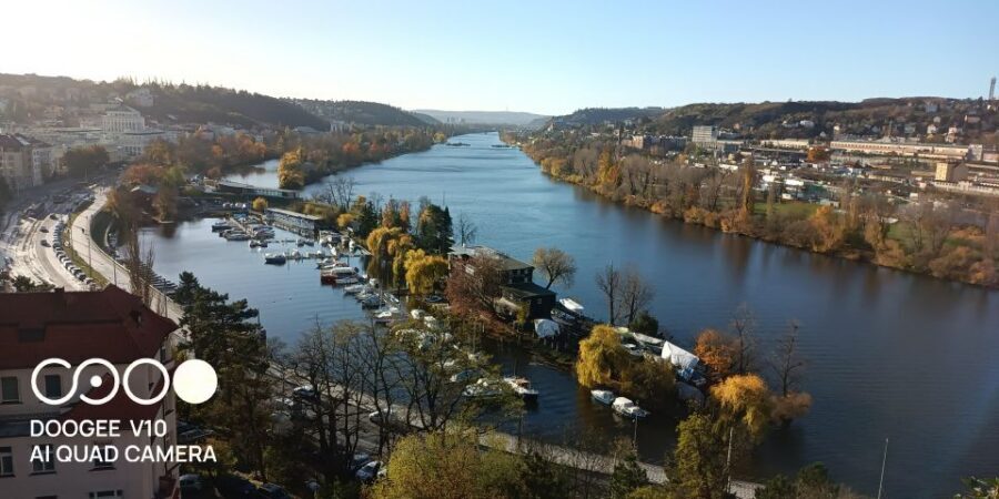 Real life in Prague - Easy Walk from Vysehrad to Vyton - Why a dog-led walk is an easy win in Prague