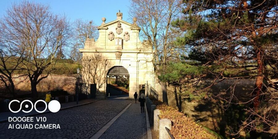 Real life in Prague - Easy Walk from Vysehrad to Vyton - Jiri’s stories: life in Prague before and after communism