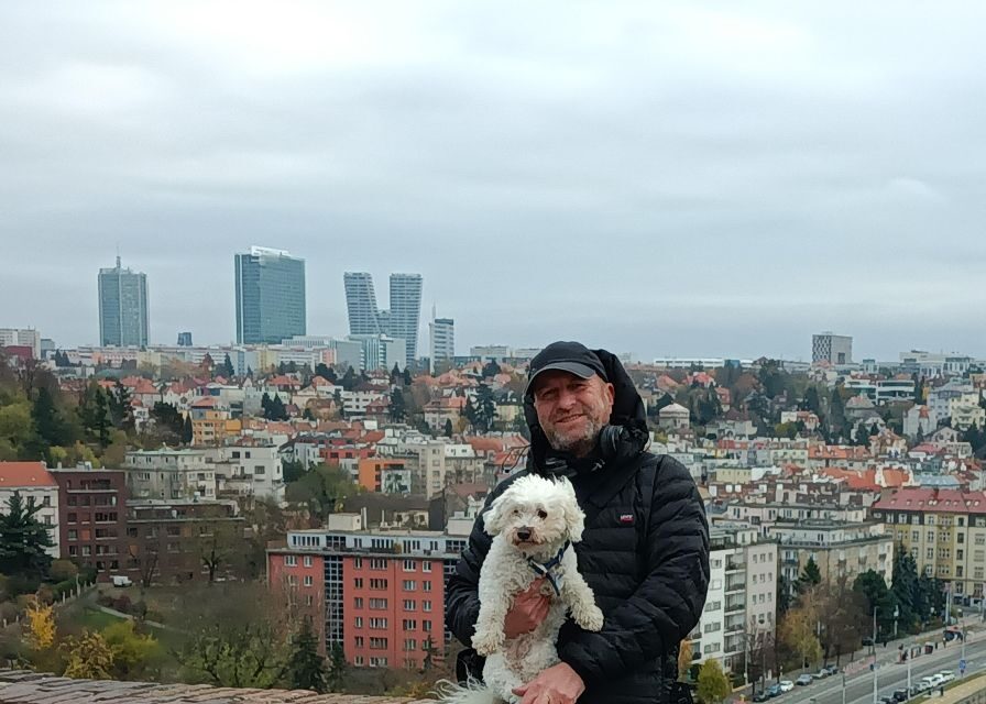 Real life in Prague - Easy Walk from Vysehrad to Vyton - Meeting at Metro Vyšehrad and warming up with tea and pastry